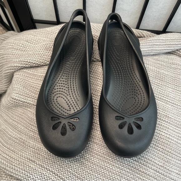 CROCS Shoes - CROCS Women’s Taylor Slingback Black Ballet Flats Women's Shoes 7 NWOT